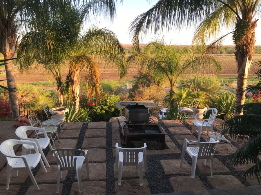4 Bedroom Property for Sale in Keidebees Northern Cape